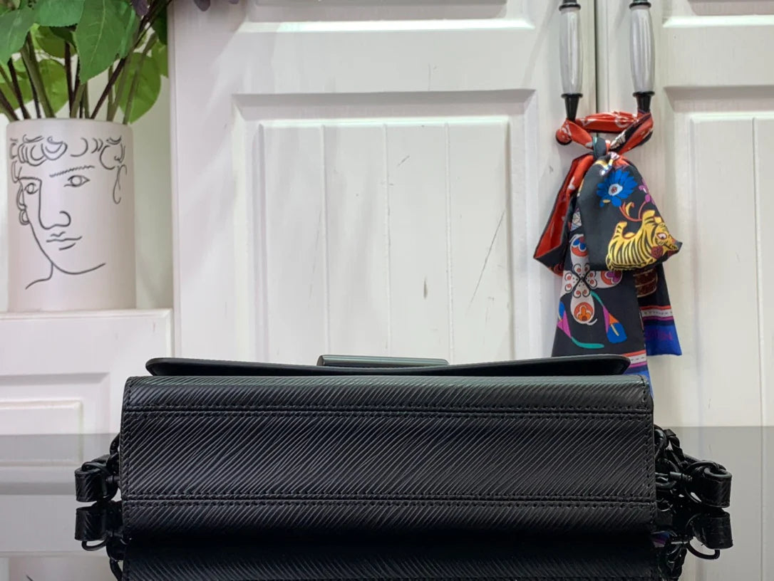 Louis Vuitton - torbica - black