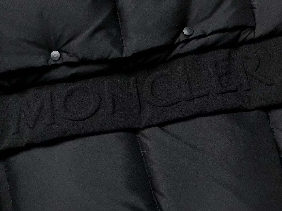 Moncler - jakna - black