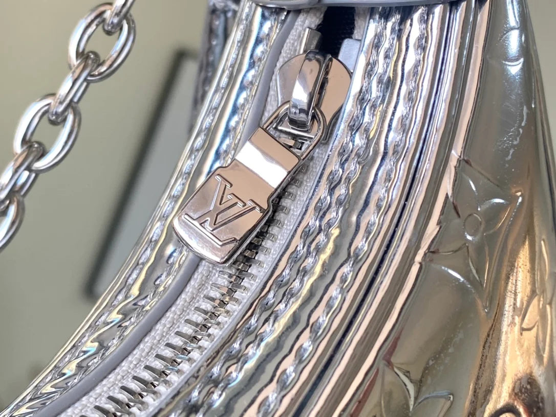 Louis Vuitton - torbica