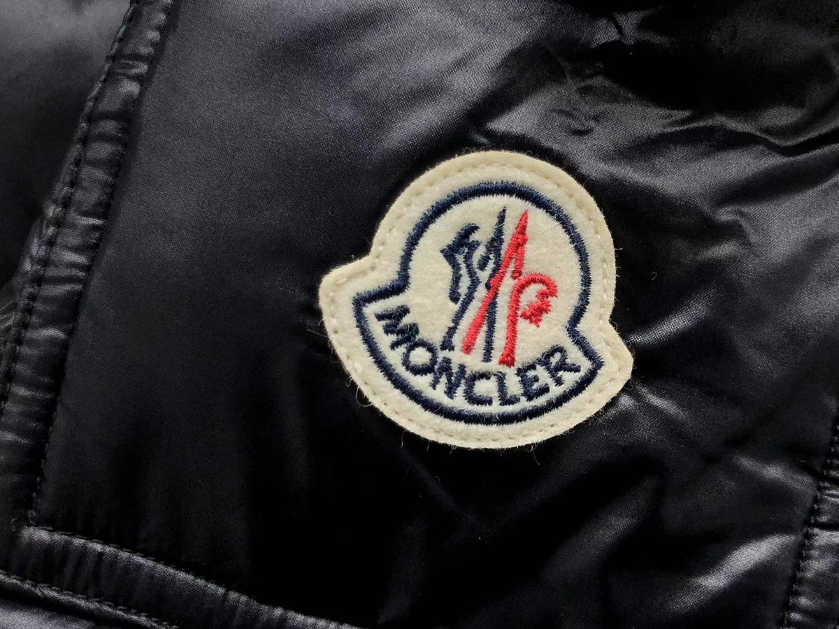 Moncler - jakna