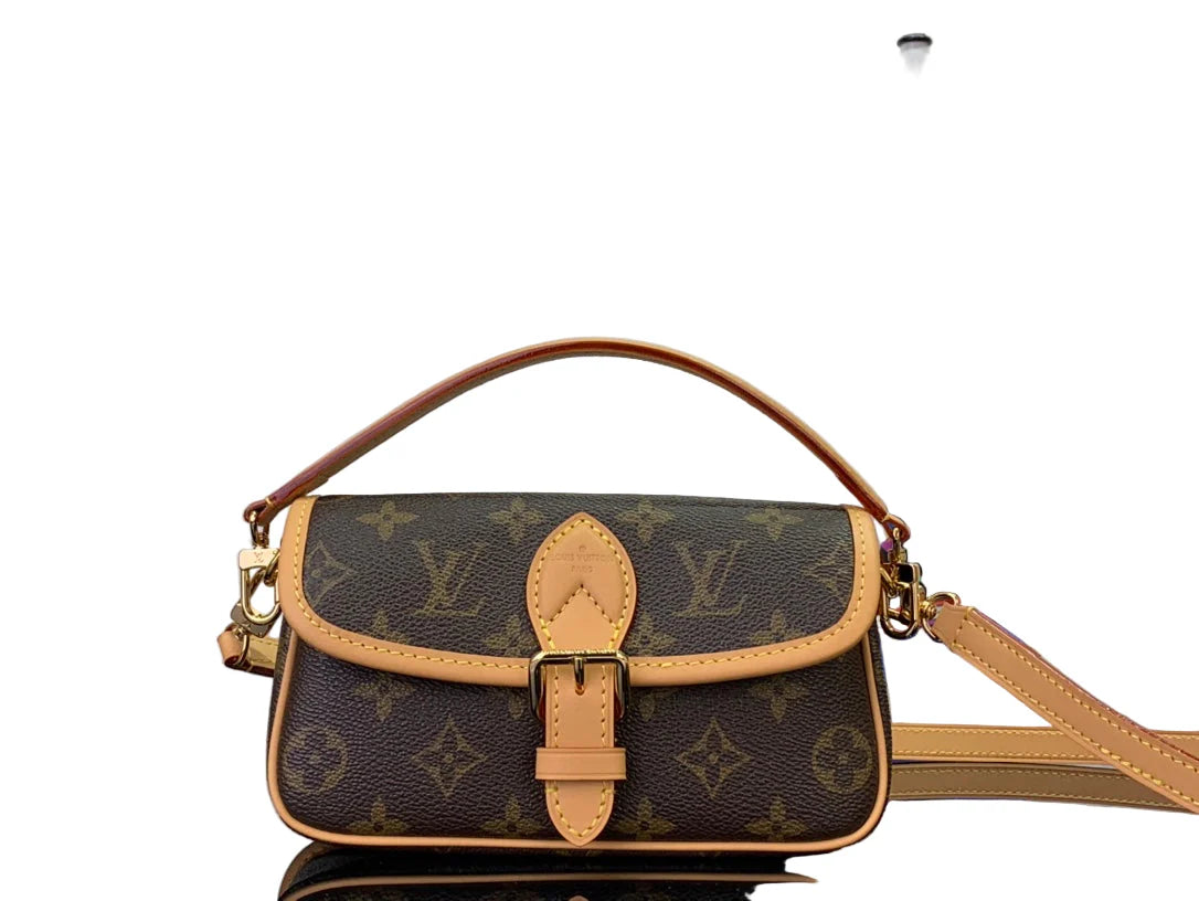 Louis Vuitton - torbica - brown