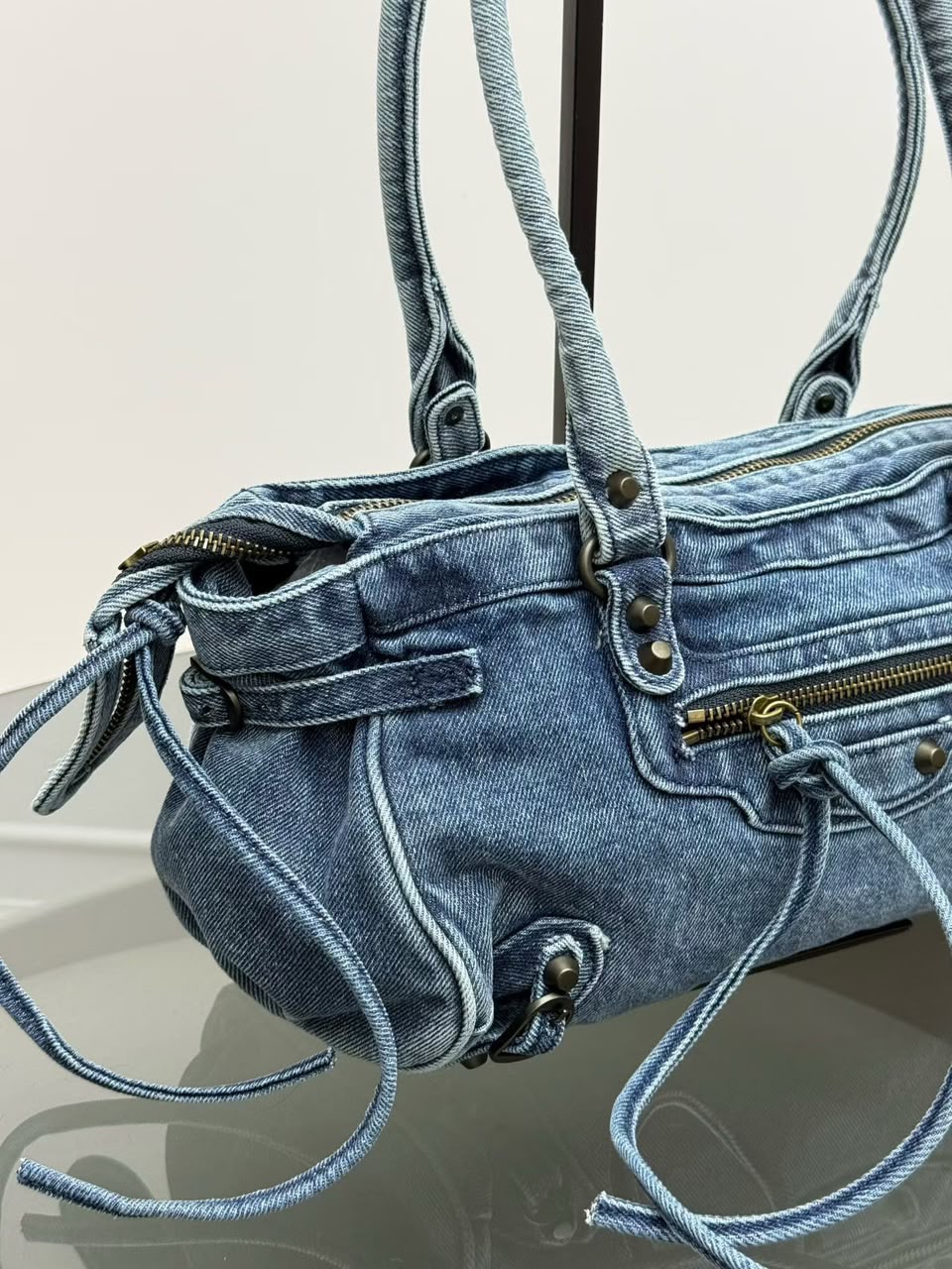Balenciaga - torbica