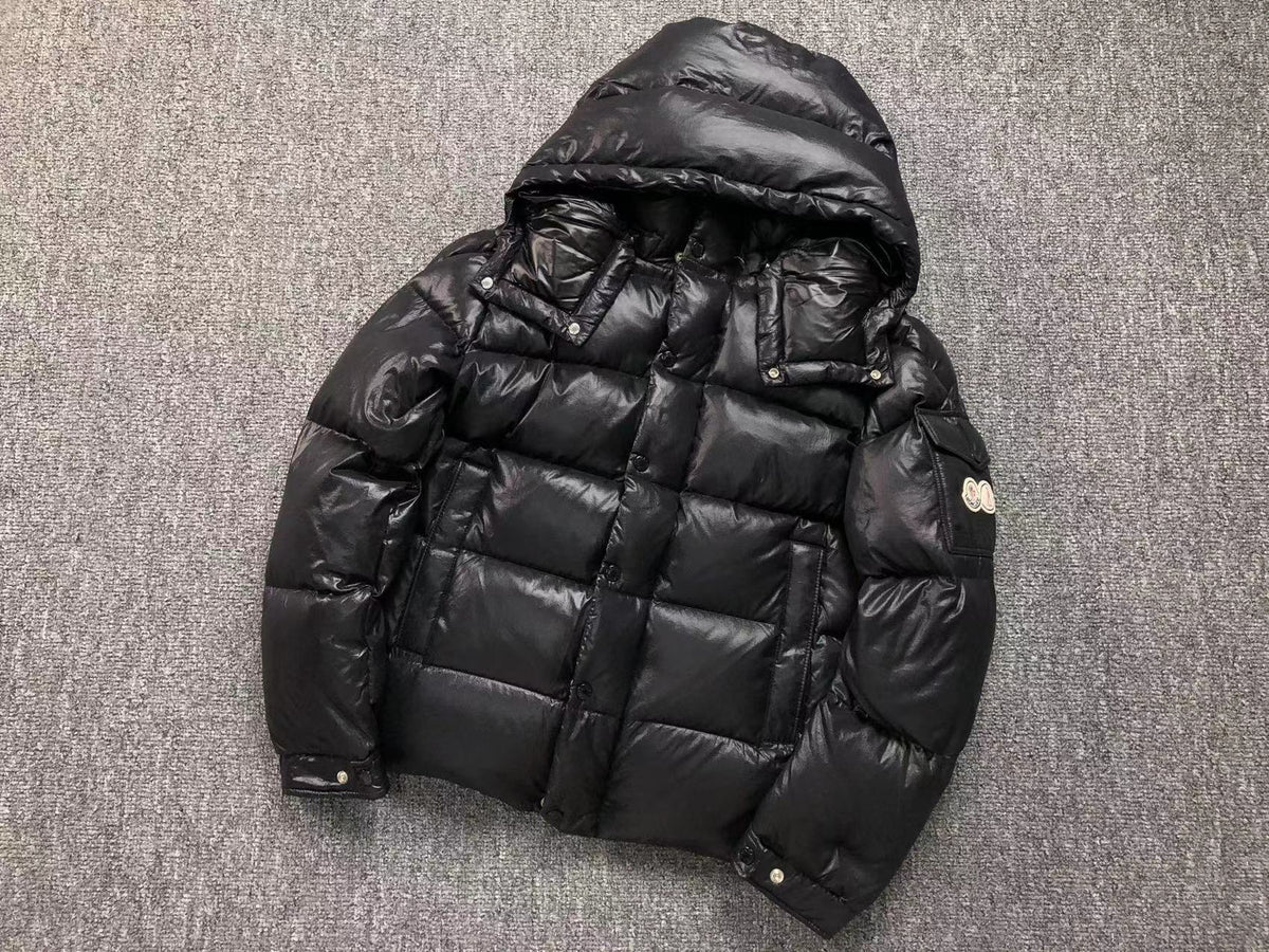 Moncler - jakna - black