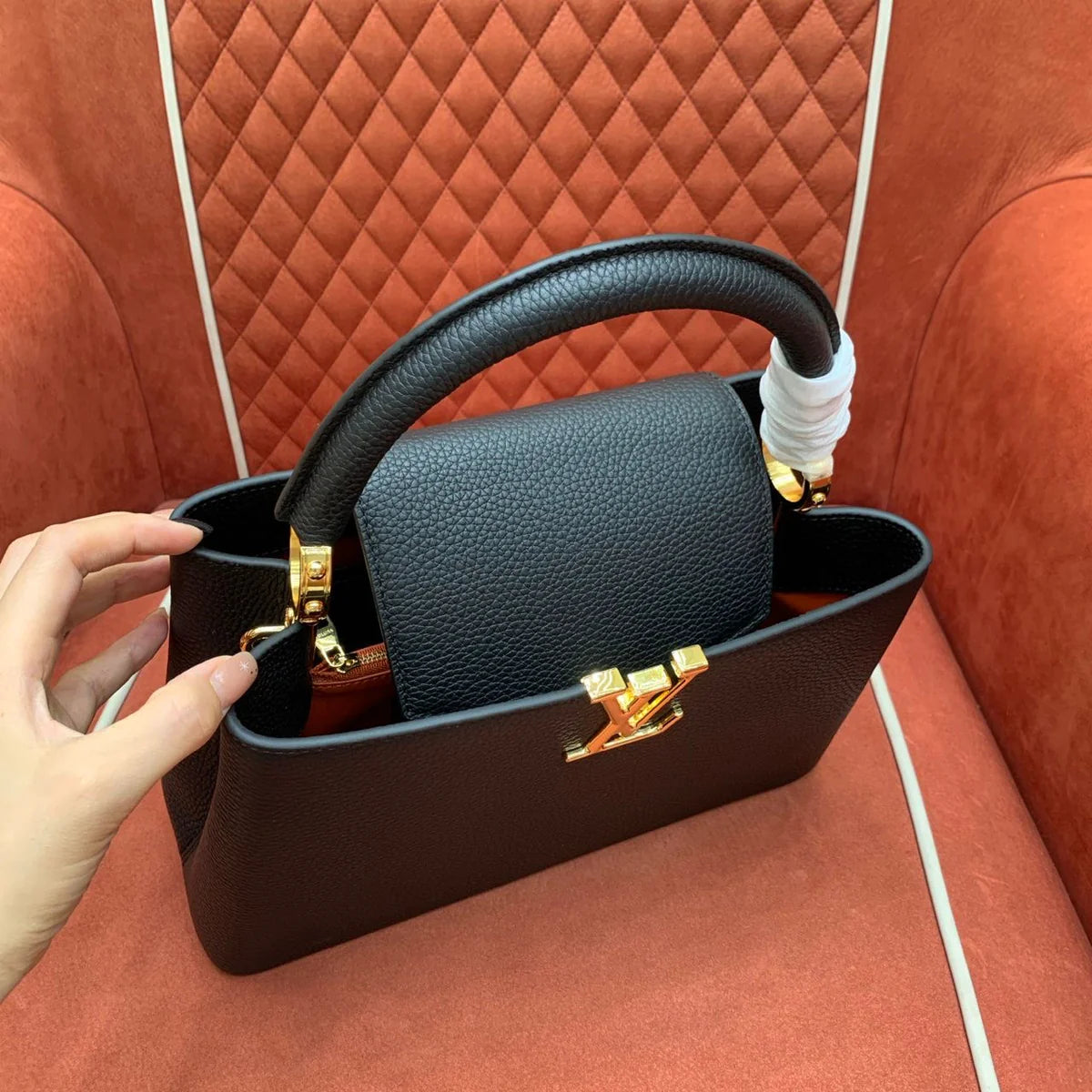 Louis Vuitton - torbica - black