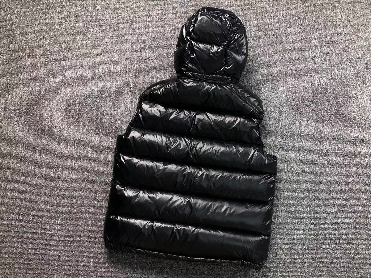 Moncler - prsluk - black