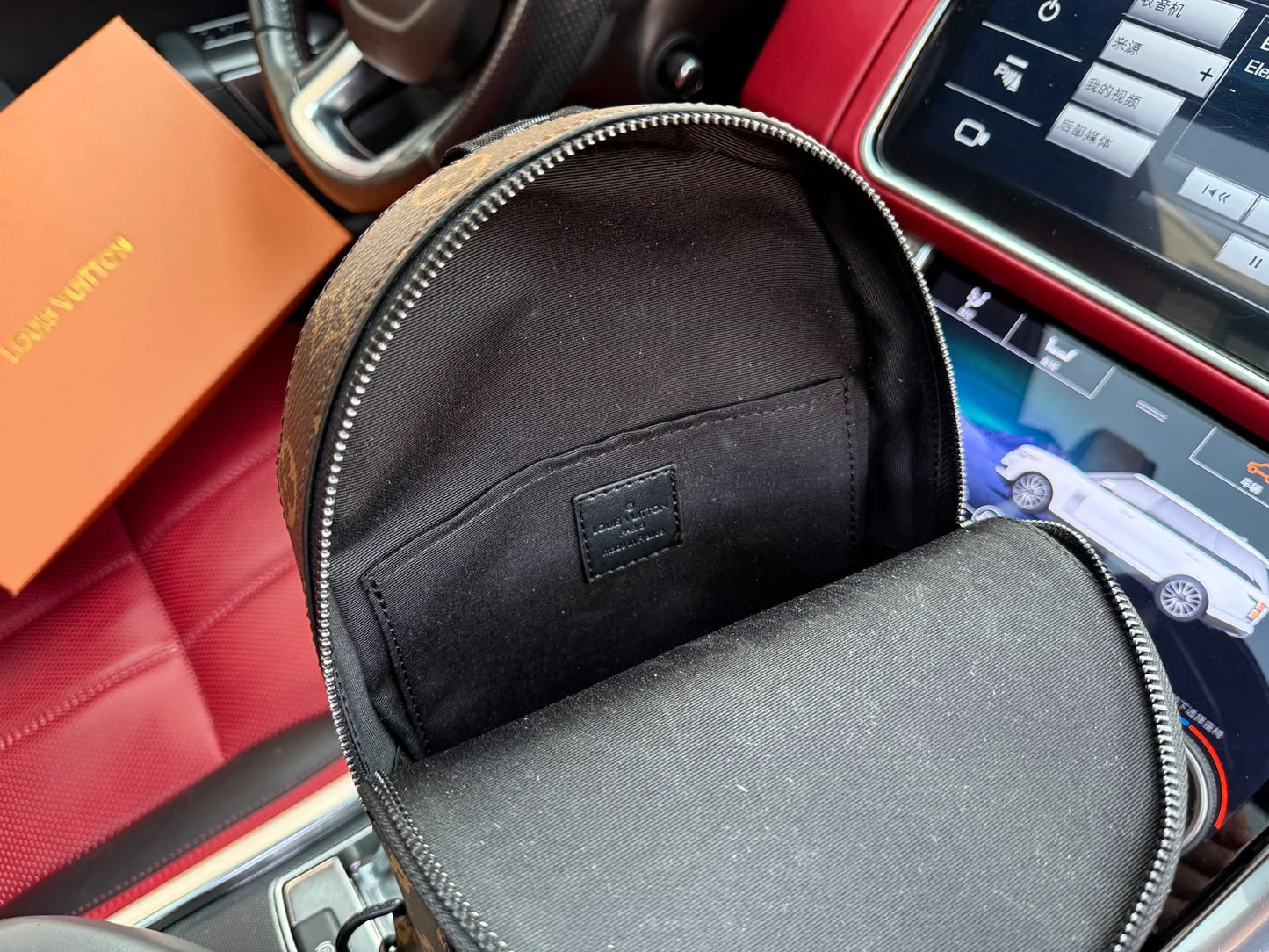 Louis Vuitton - torbica