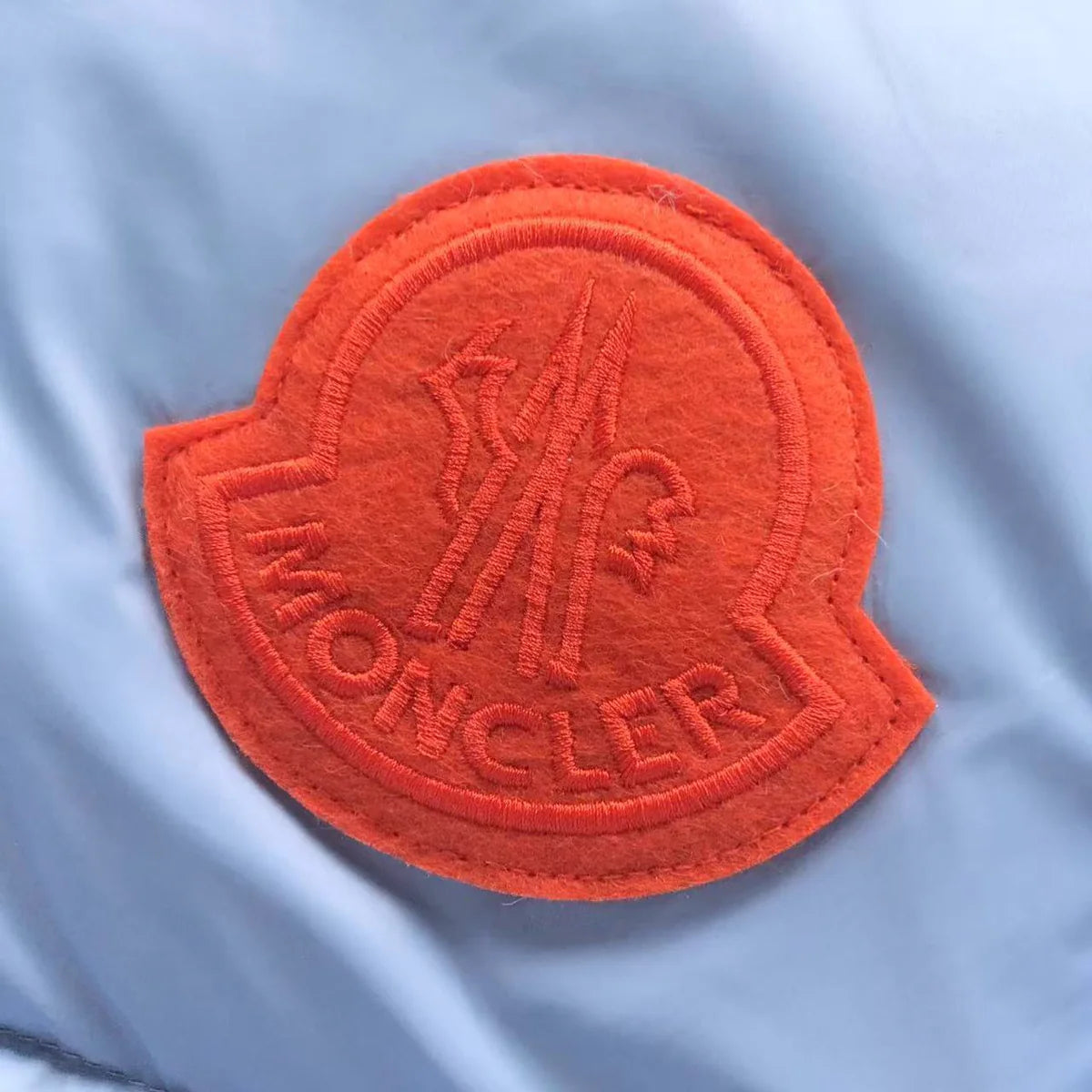 Moncler - jakna - black